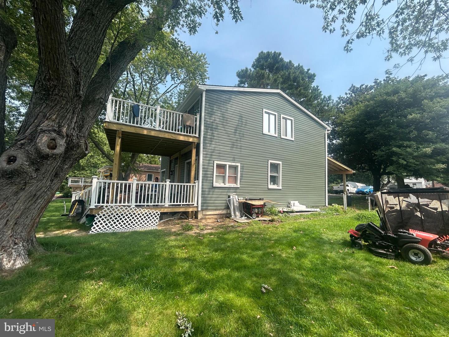 802 Creek Rd — photo