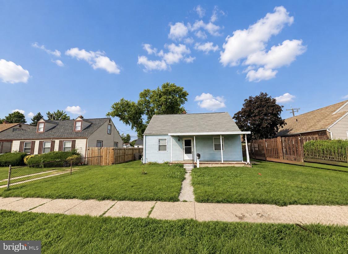 8142 Dundalk Ave — photo