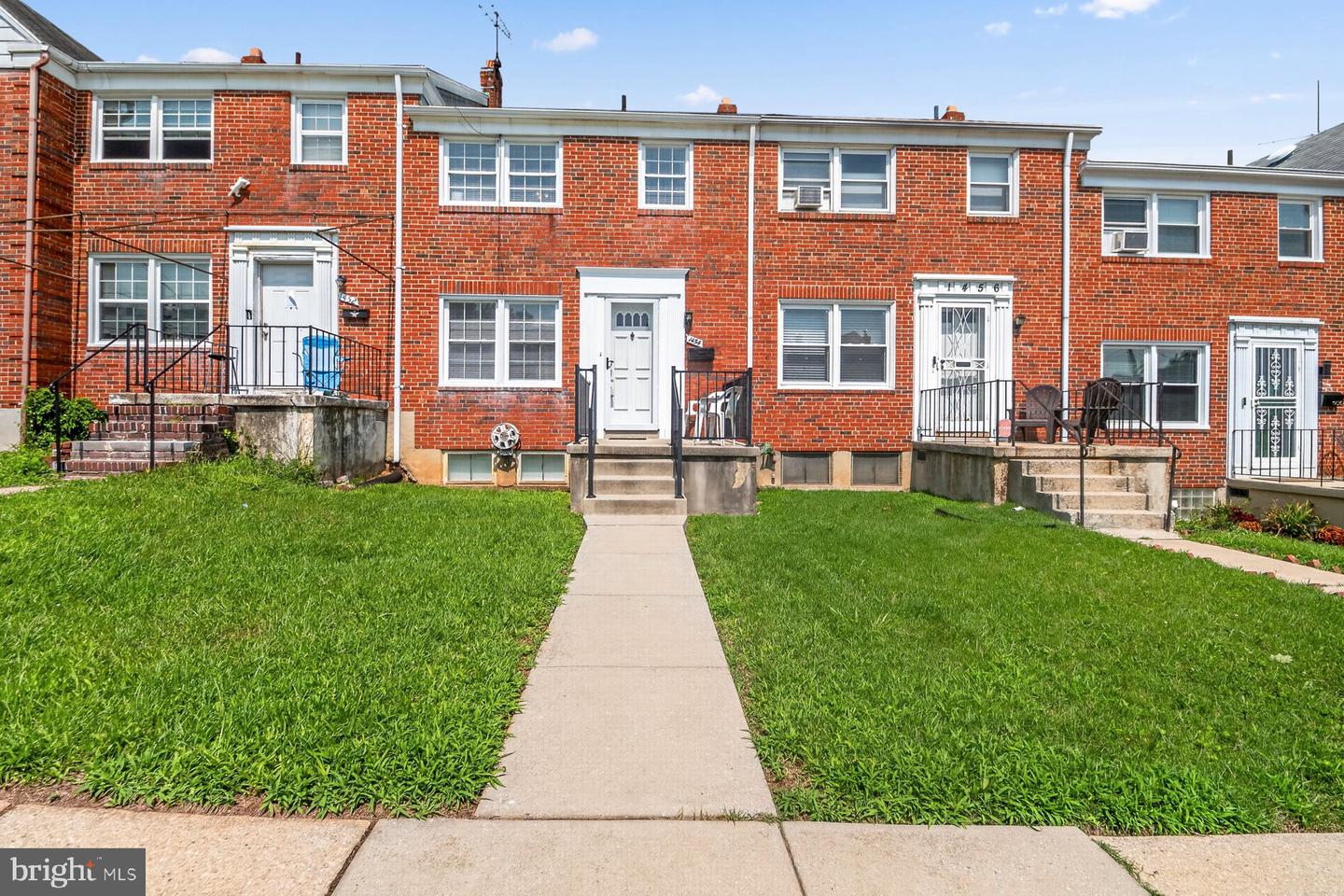 1454 Barrett Rd — photo