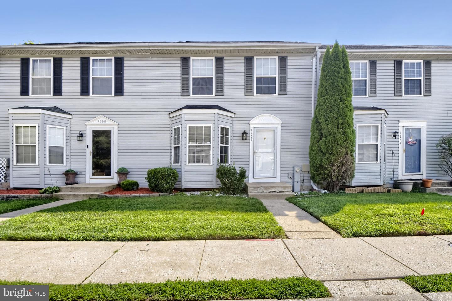 7202 Rutherford Green Cir — photo