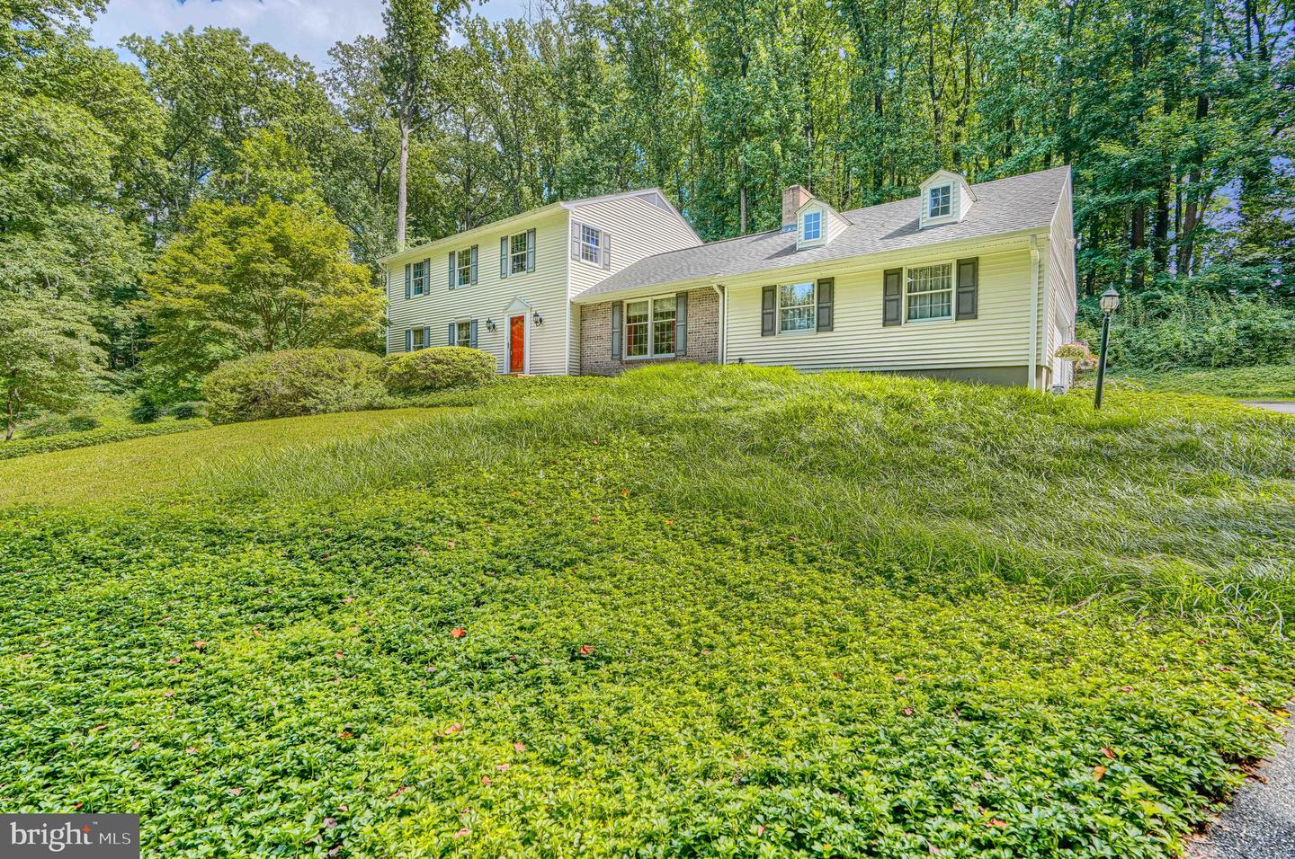 6109 Fork Woods Rd — photo