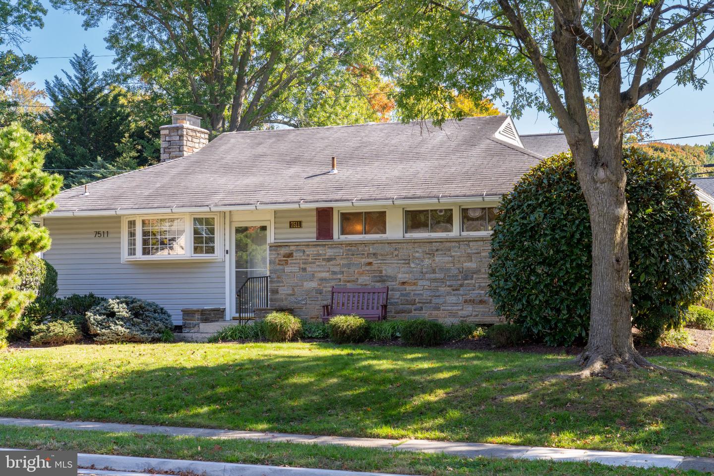 7511 Knollwood Rd — photo