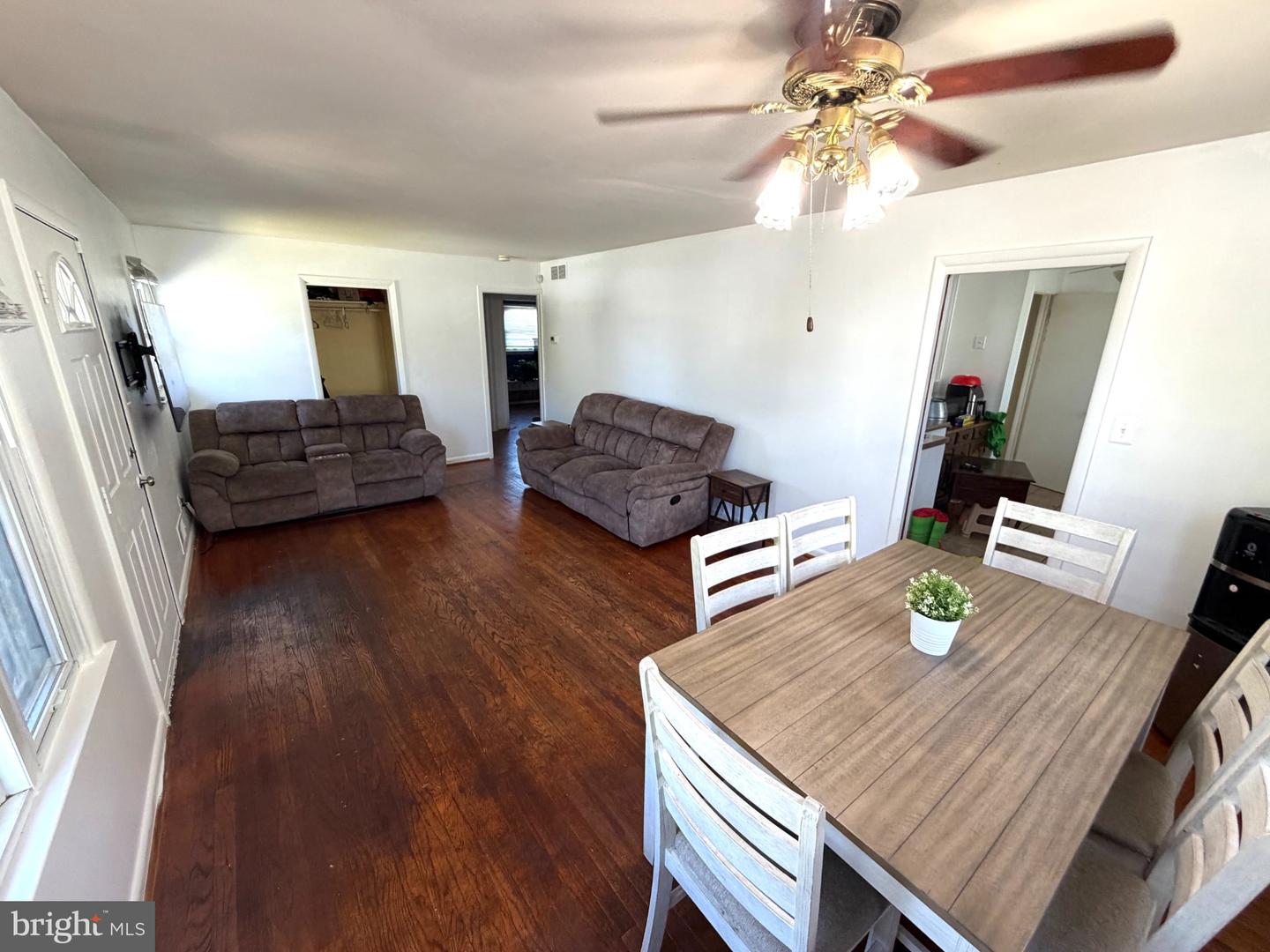 5653 Calyn Road, Baltimore, MD 21228 — photo 2