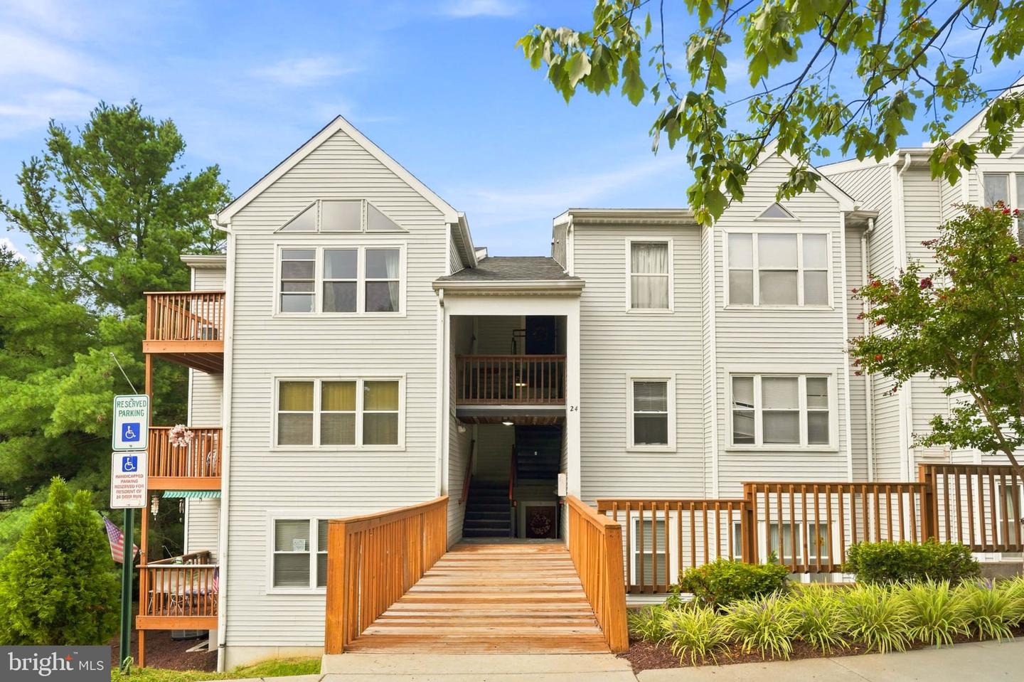 24 Deer Run Ct #606 — photo
