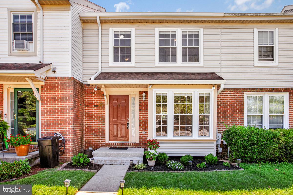 15 Tartan Ct — photo