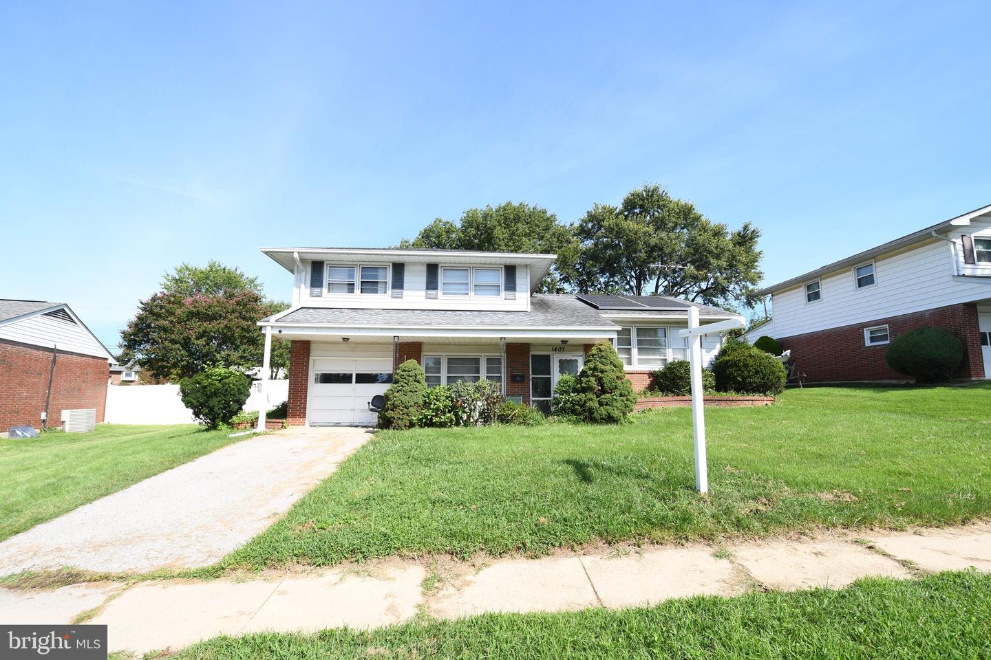 1407 Mount Airy Rd — photo