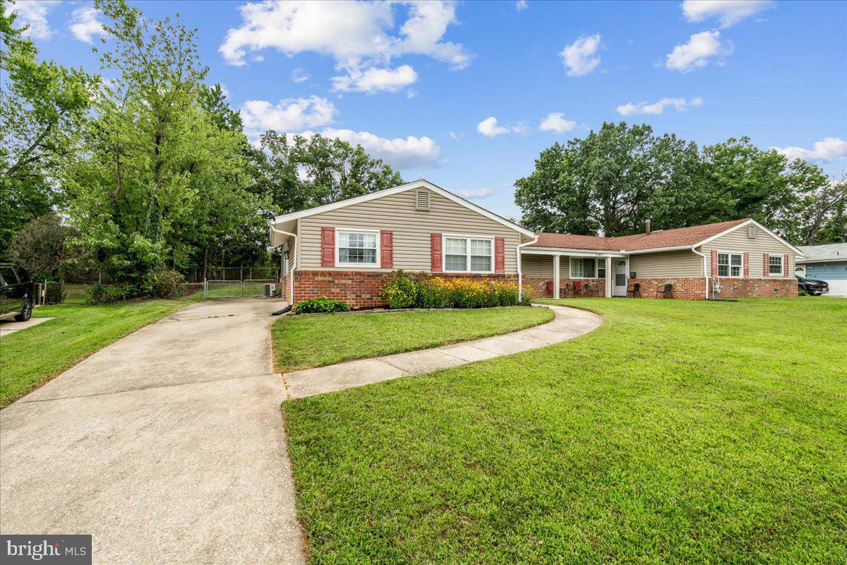 7165 Fairbrook Rd — photo