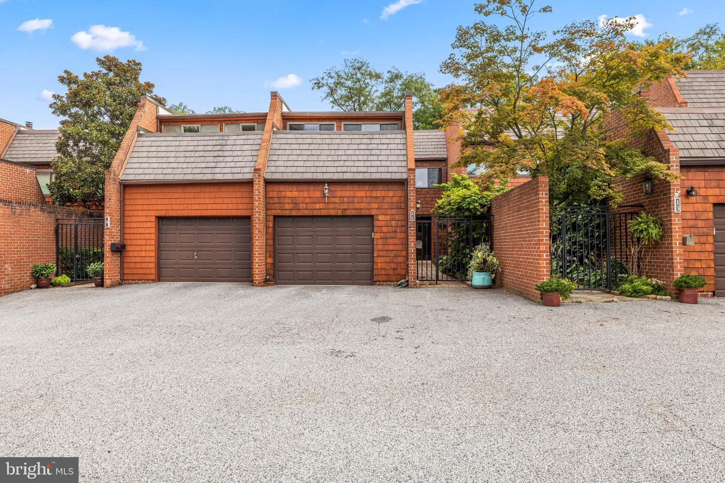11 Coldwater Ct — photo