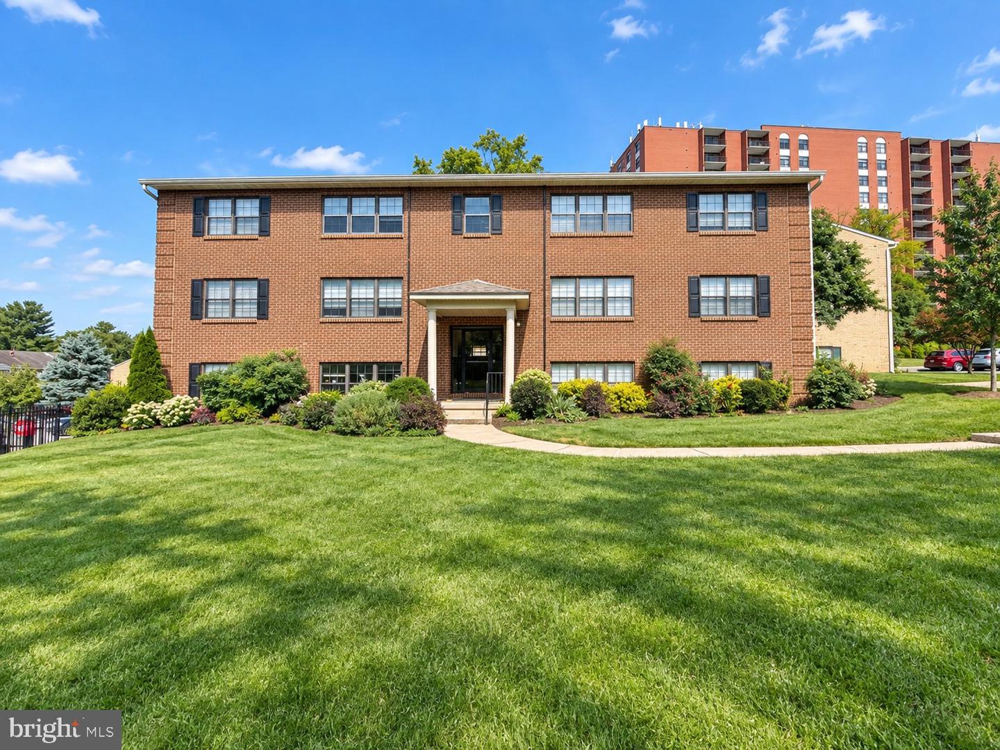 4 Smeton Pl #4E — photo