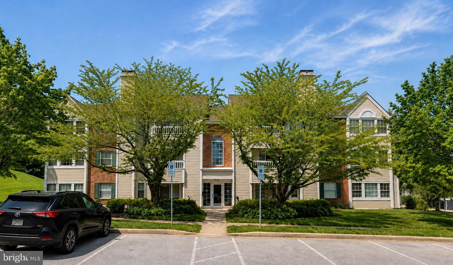 2 Marsham Ct #2 — photo