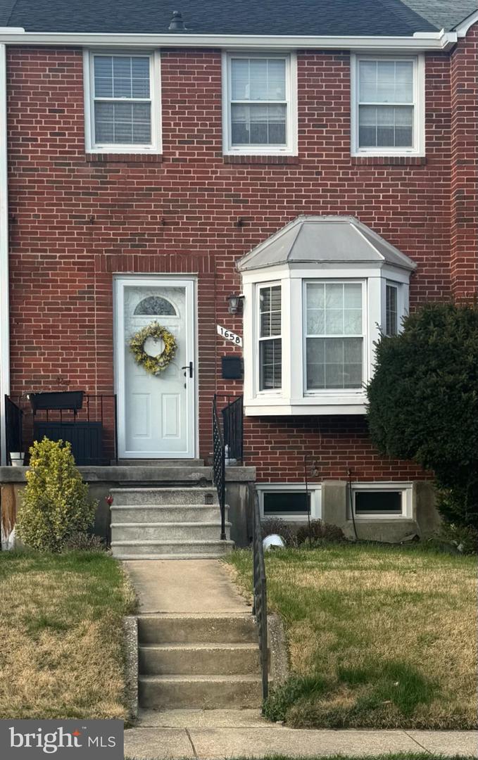 1658 Thetford Rd — photo