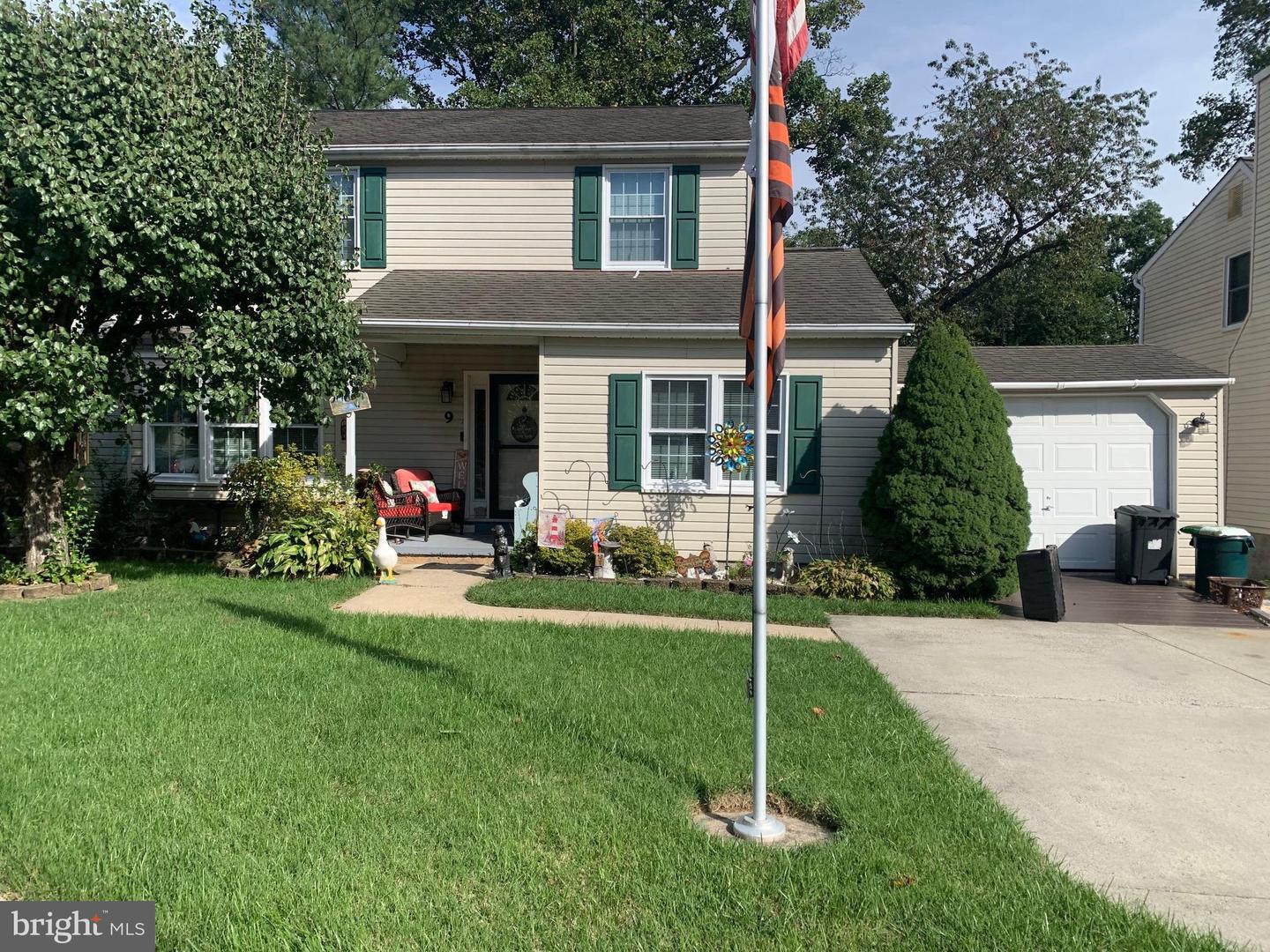 9 Kristal Ct — photo