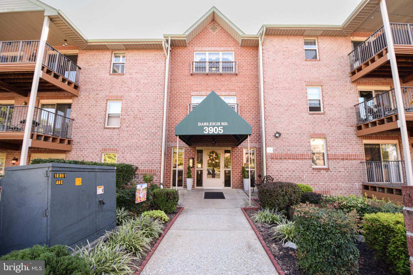 3905 Darleigh Rd #1E — photo