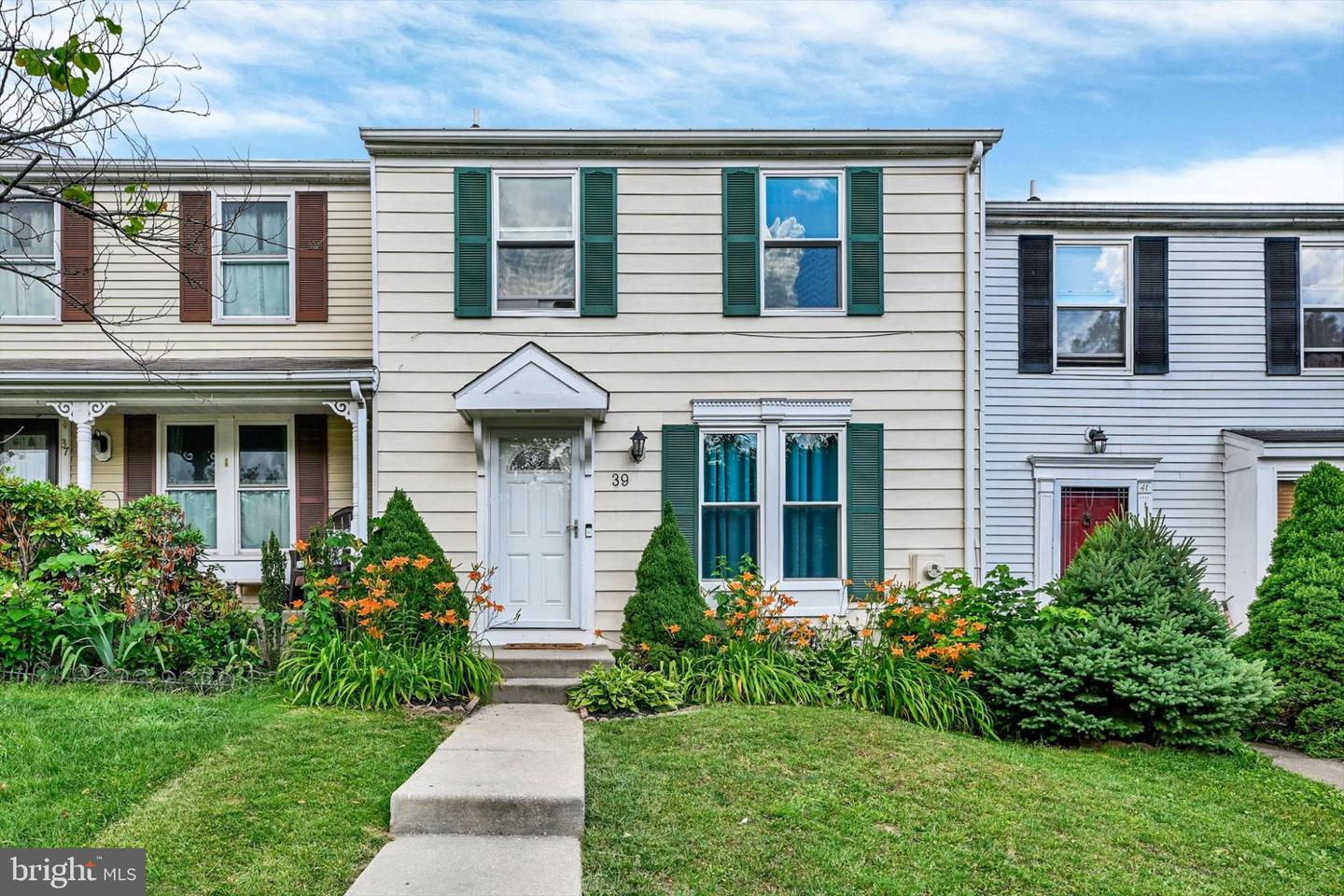 39 Rader Ct — photo