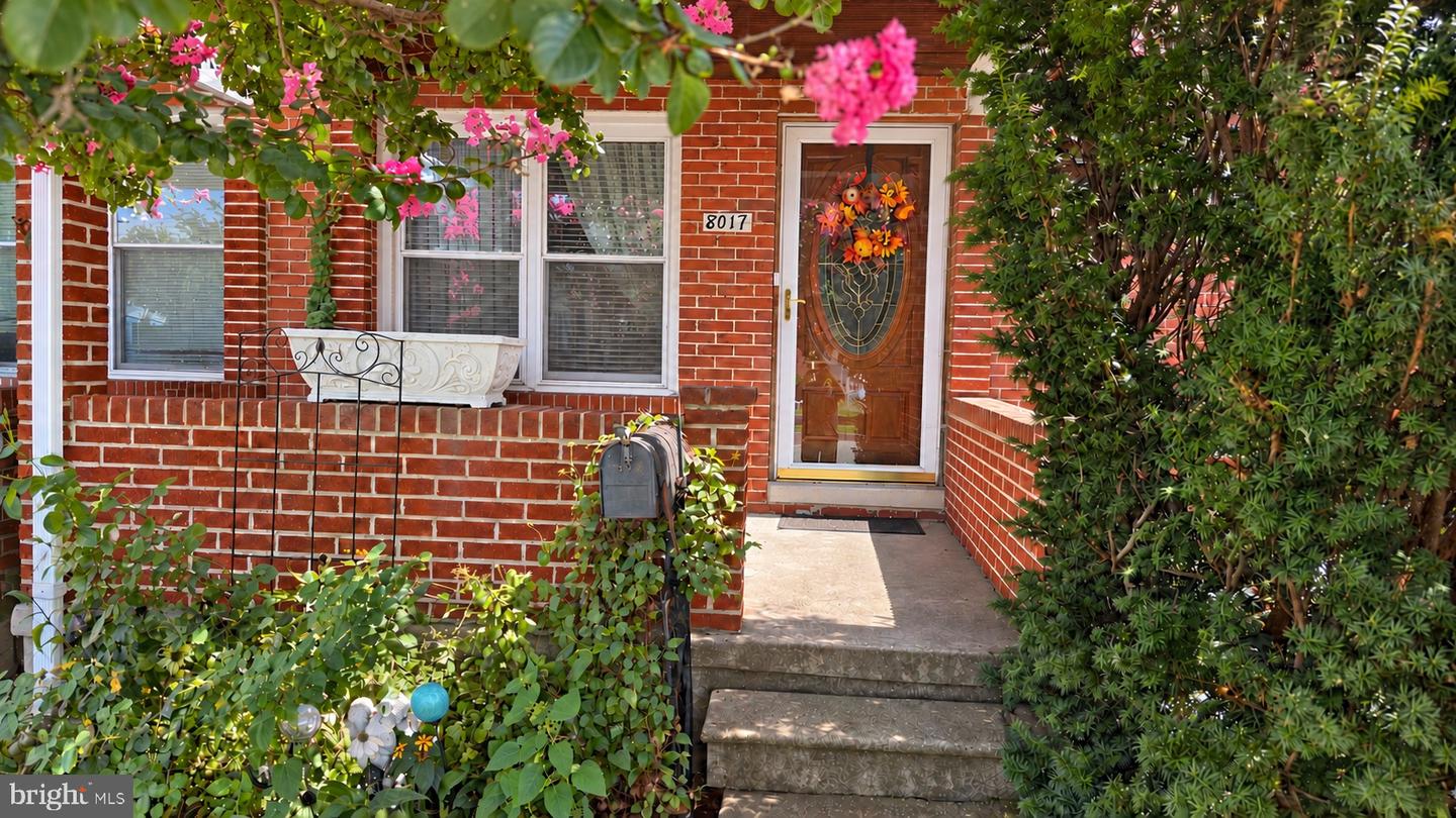 8017 Charlesmont Rd — photo