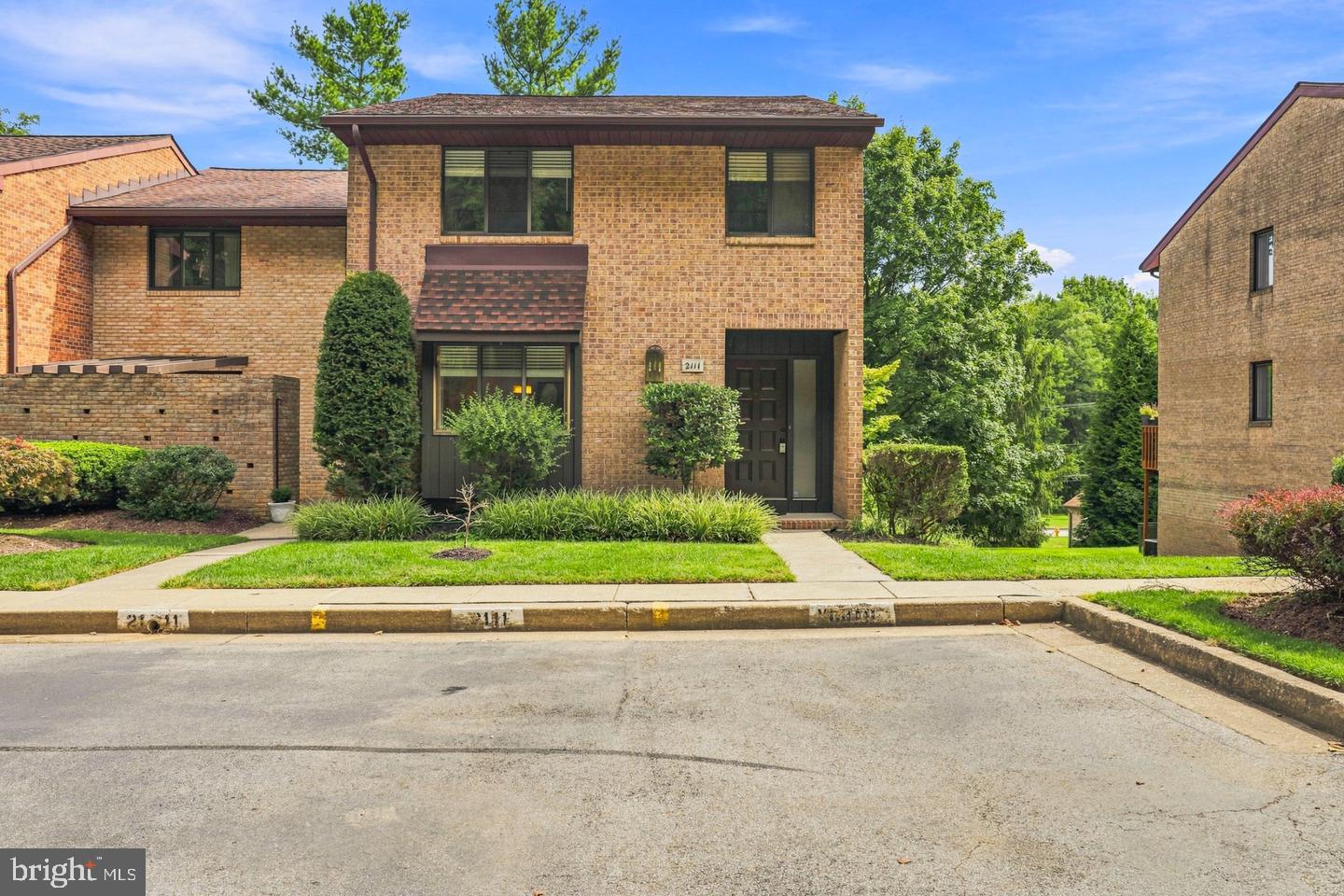 2111 Chapel Valley Ln — photo