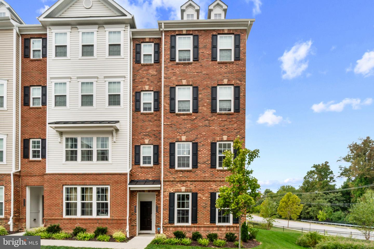 4539 Reaney Ln #507 — photo