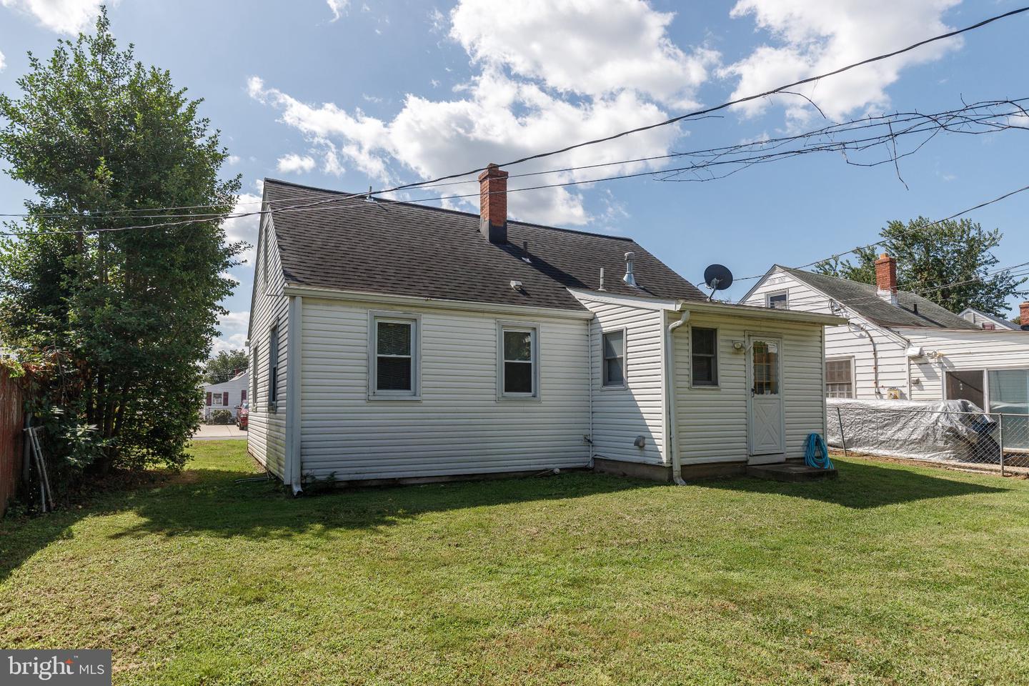 8220 Cornwall Road, Baltimore, MD 21222 — photo 3