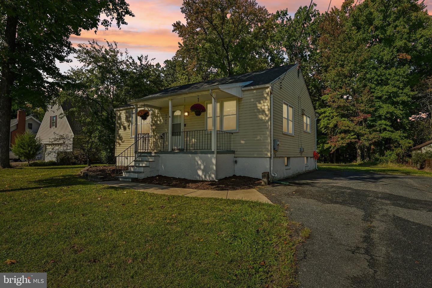 1742 Hilltop Ave — photo
