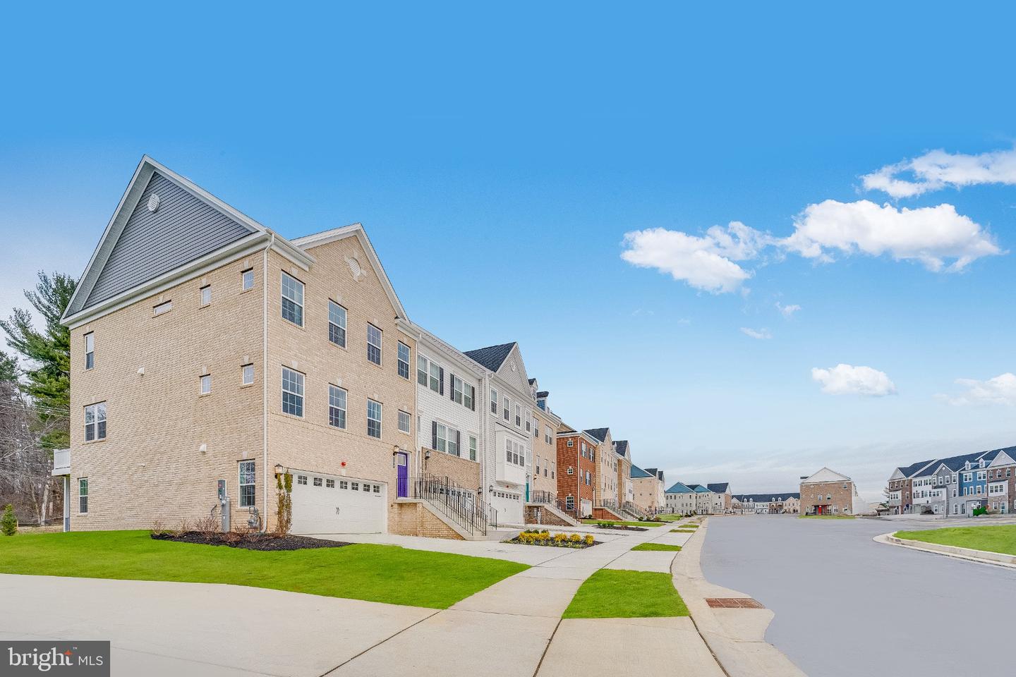314 Birdie Ct — photo