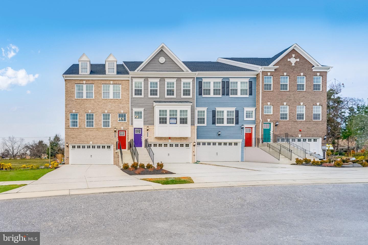 322 Birdie Ct — photo