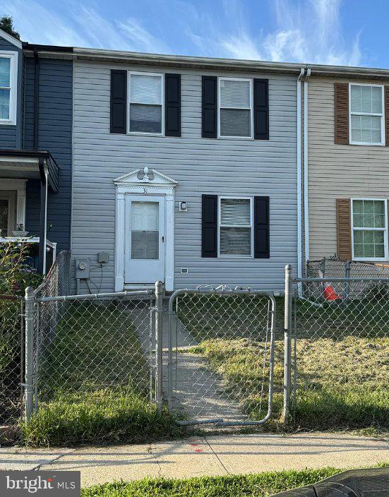 31 Holcumb Ct — photo