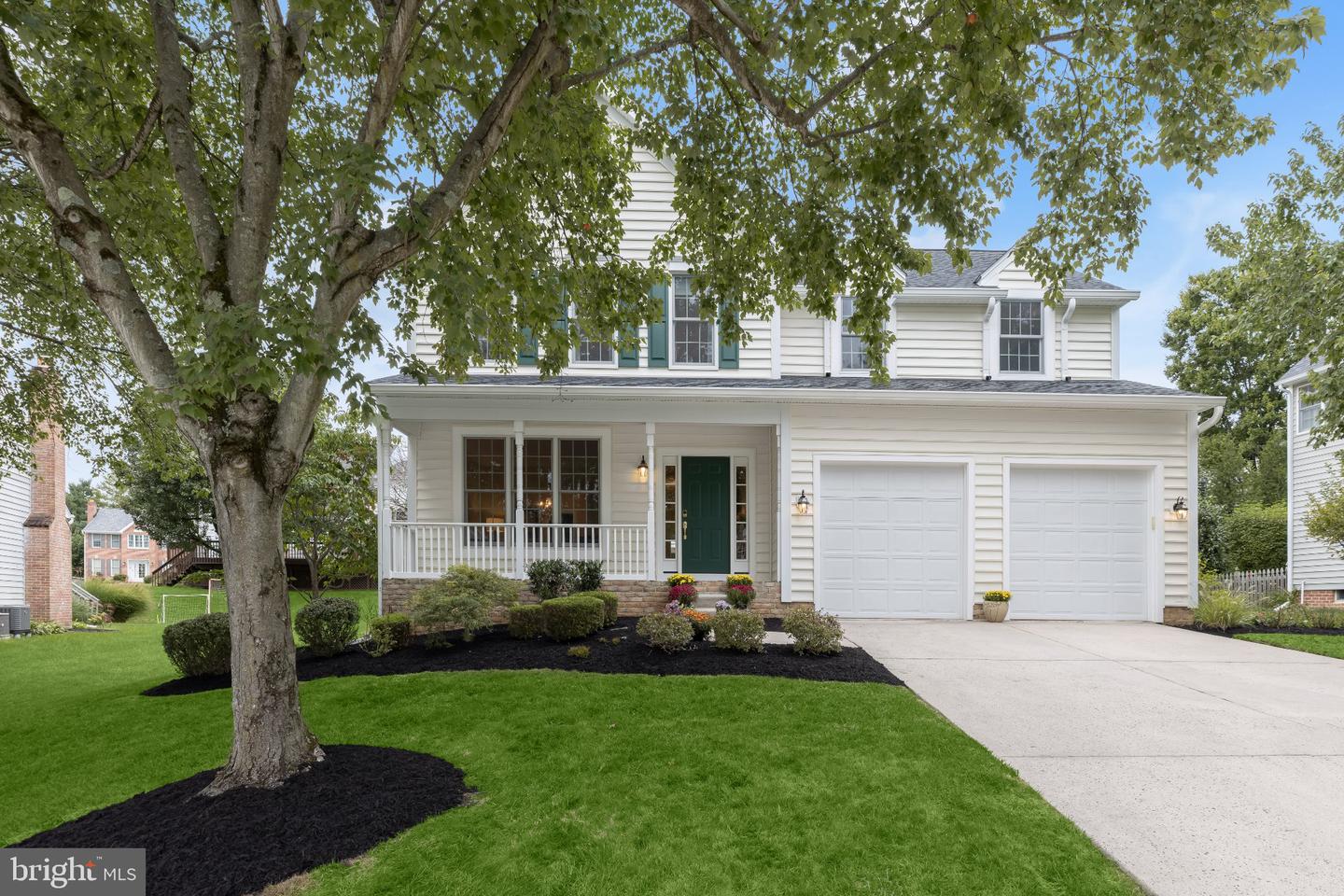 8 Hemlock Ct — photo