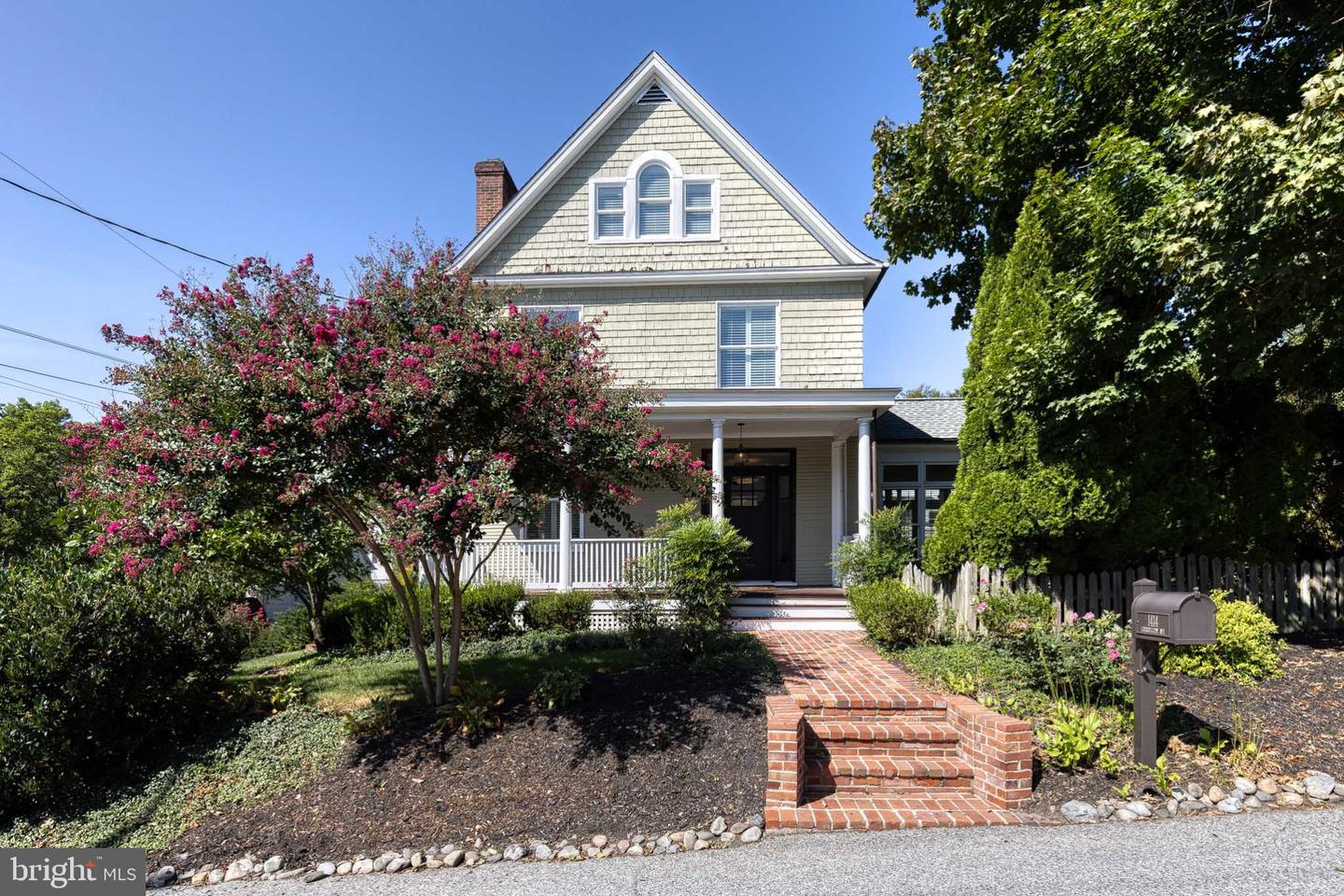 1414 Carrollton Ave — photo