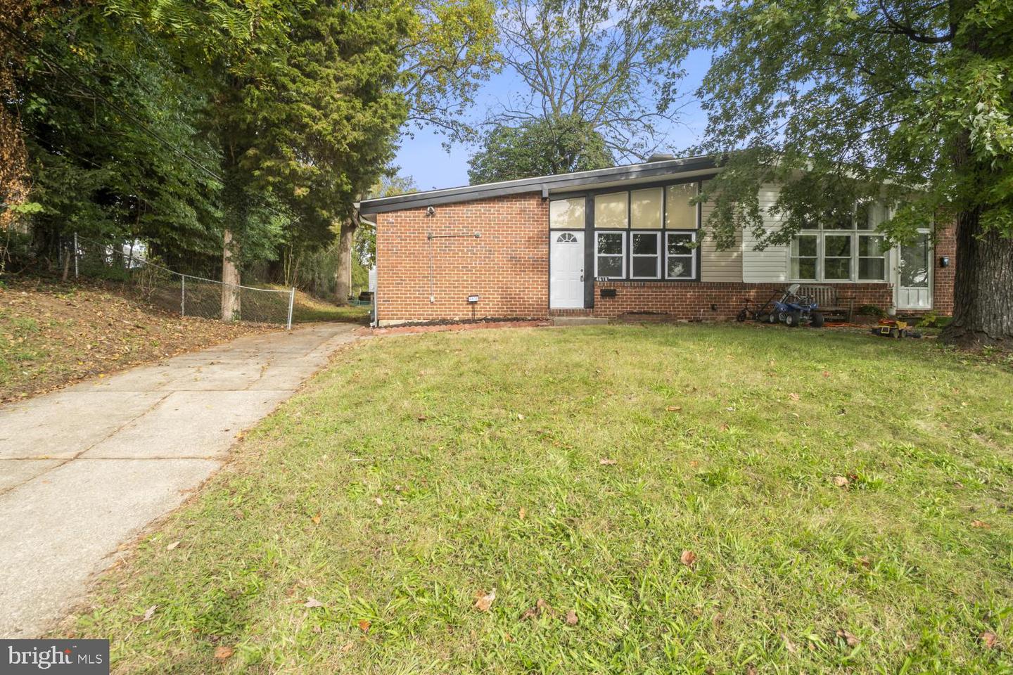 4610 Old Court Rd — photo