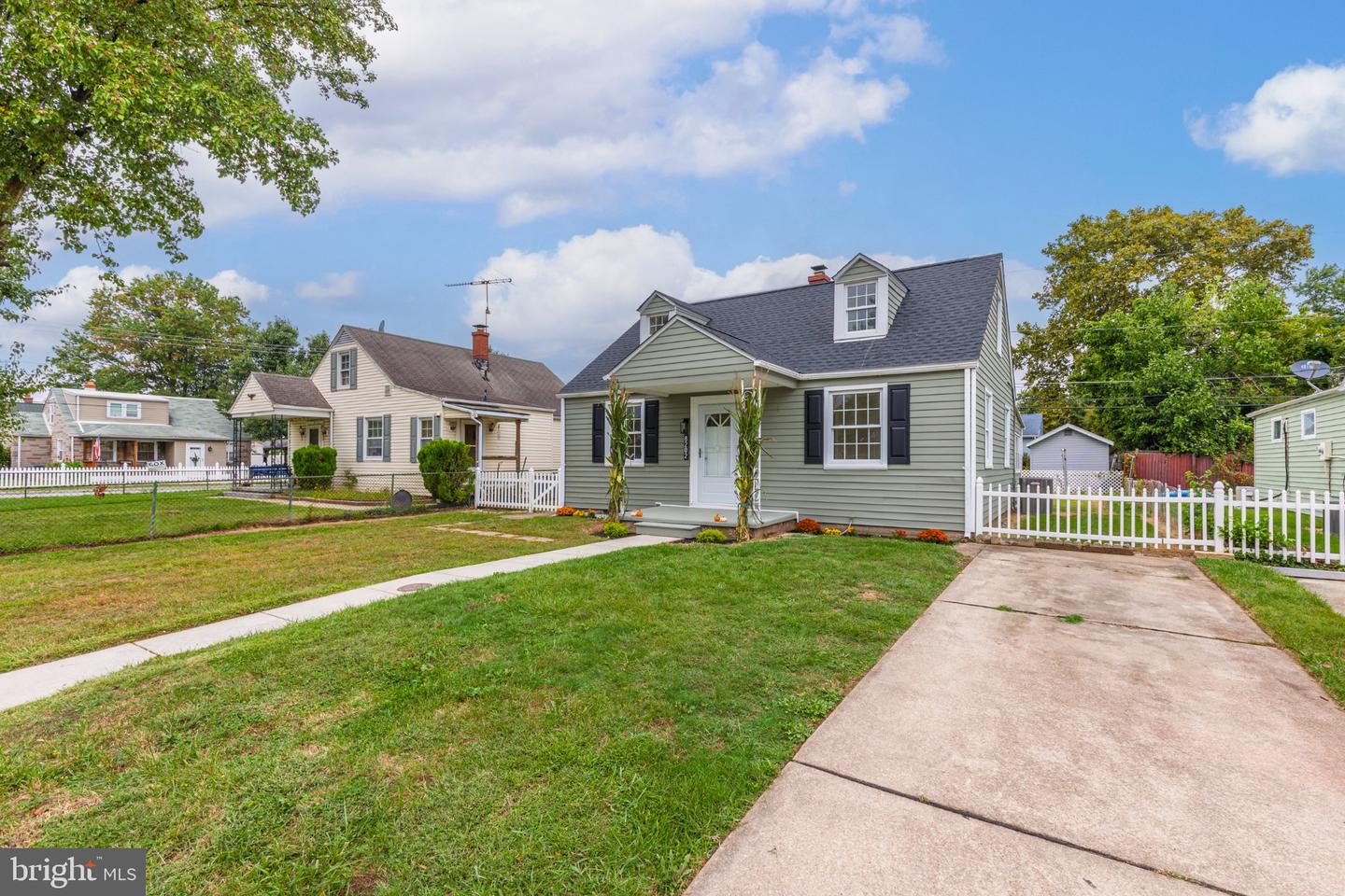 8202 Longpoint Road, Baltimore, MD 21222 — photo 2