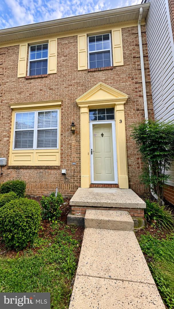 3 Red Jonathan Ct — photo