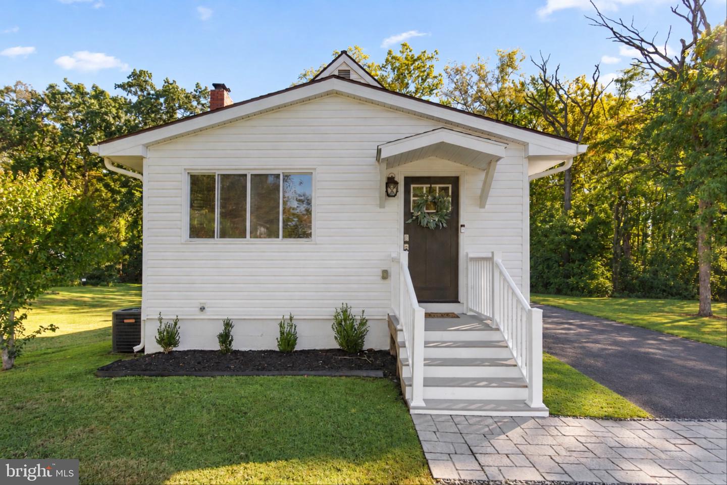 109 Wampler Road, Baltimore, MD 21220 — photo 2
