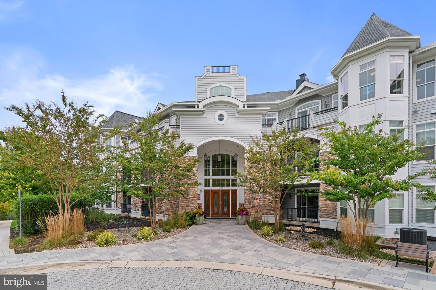 3100 Stone Cliff Dr #301 — photo
