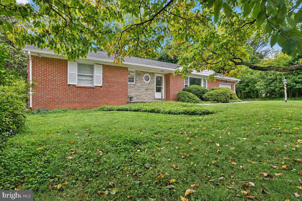 1221 Dulaney Valley Rd — photo