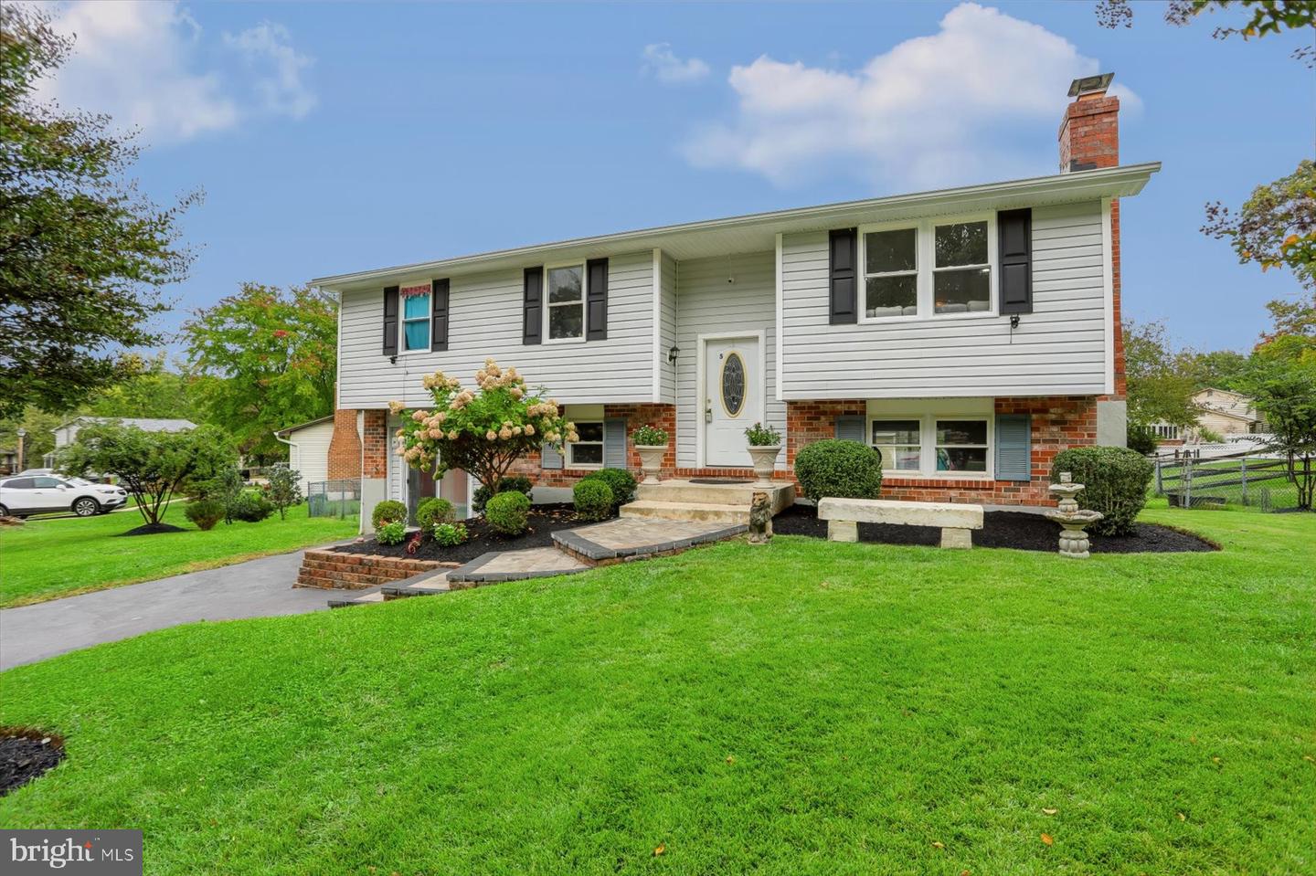5 Brucetown Ct — photo