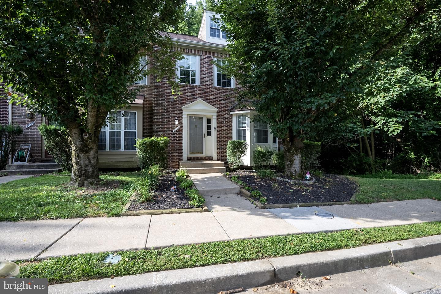 8031 Green Valley Ln — photo