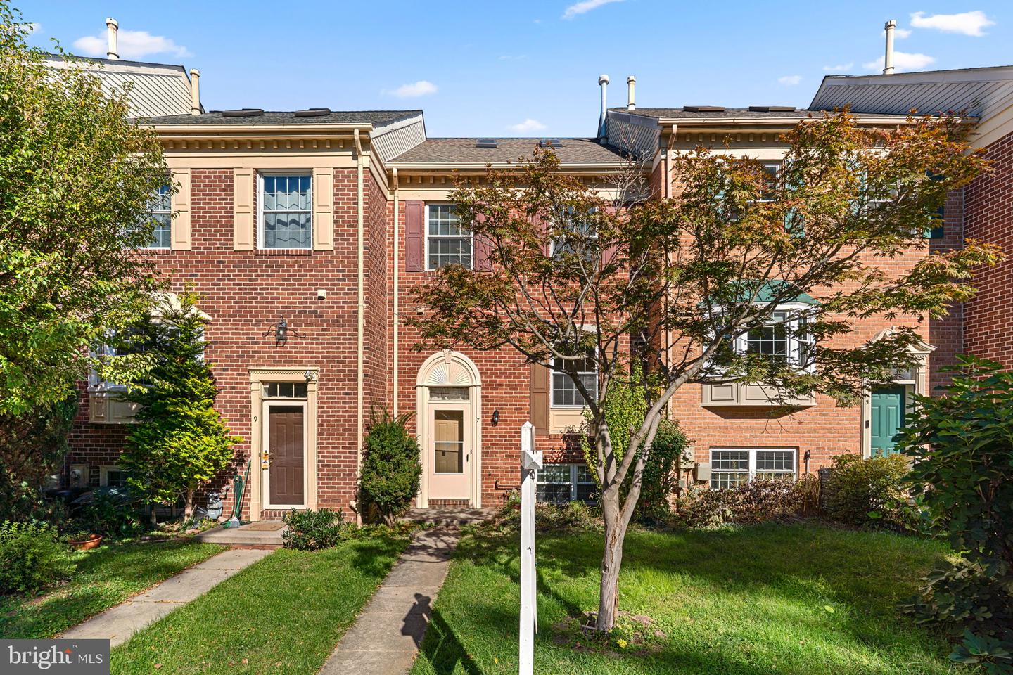 7 Valley Crossing Cir — photo