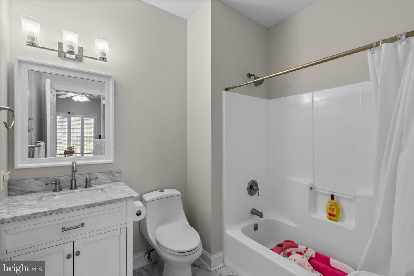 505 Pond View Ln — photo