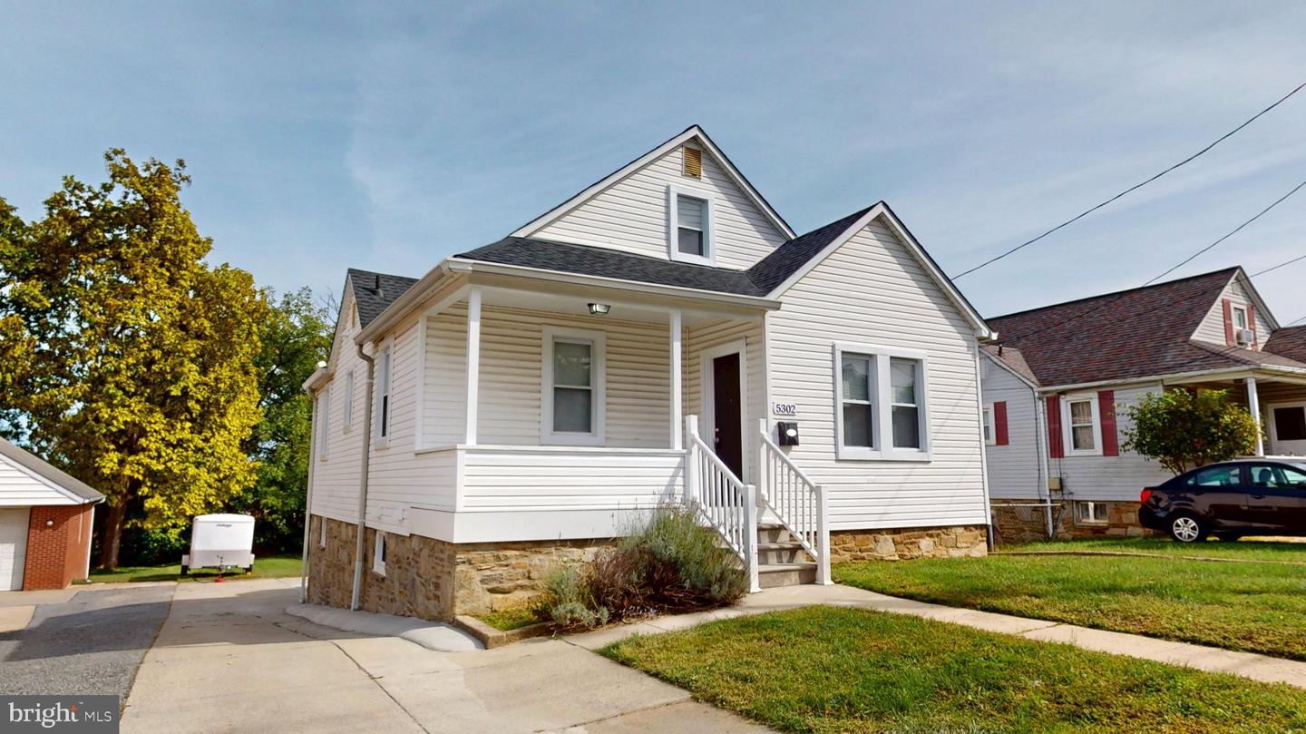 5302 Kenwood Ave — photo