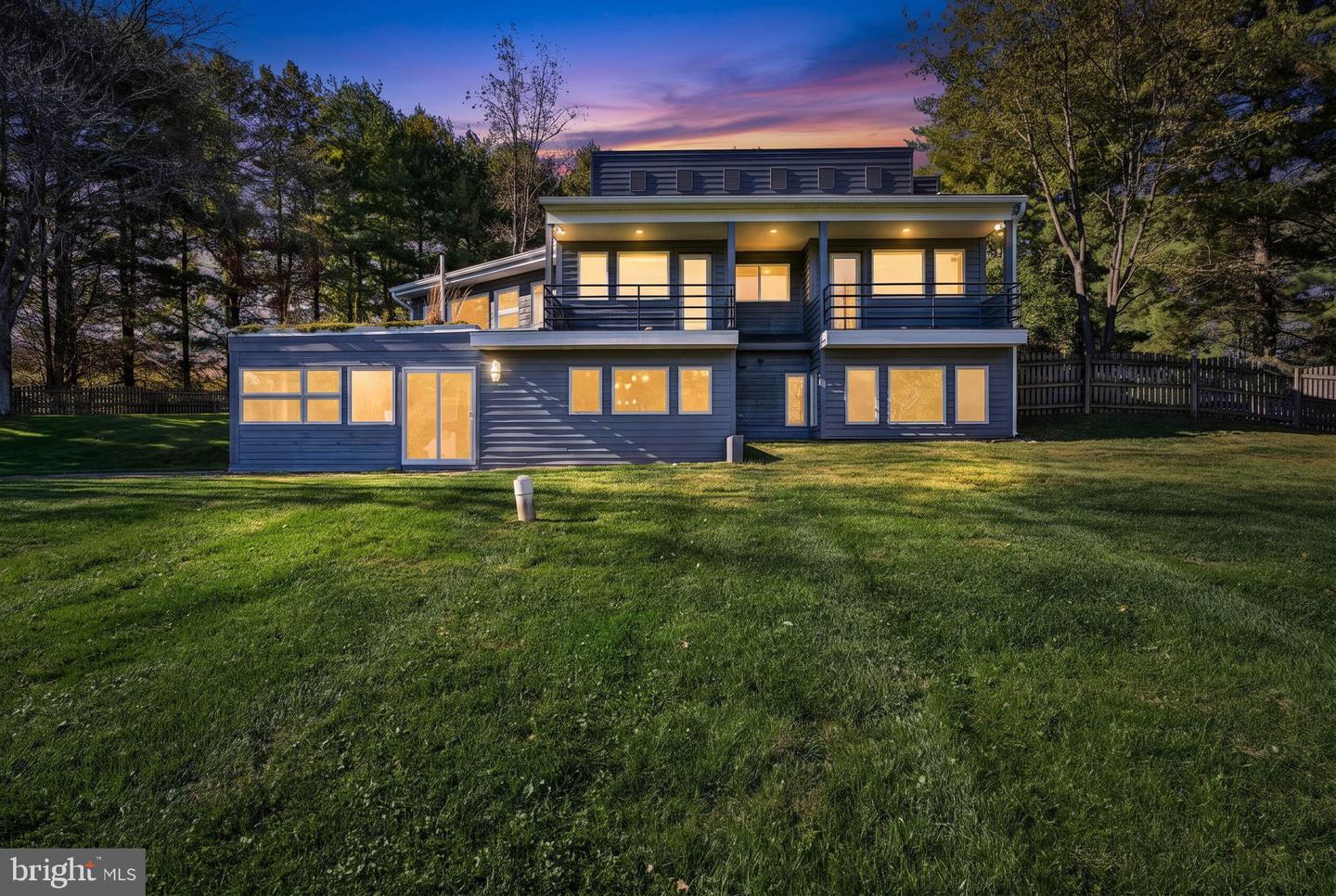 9 Barthel Ct — photo