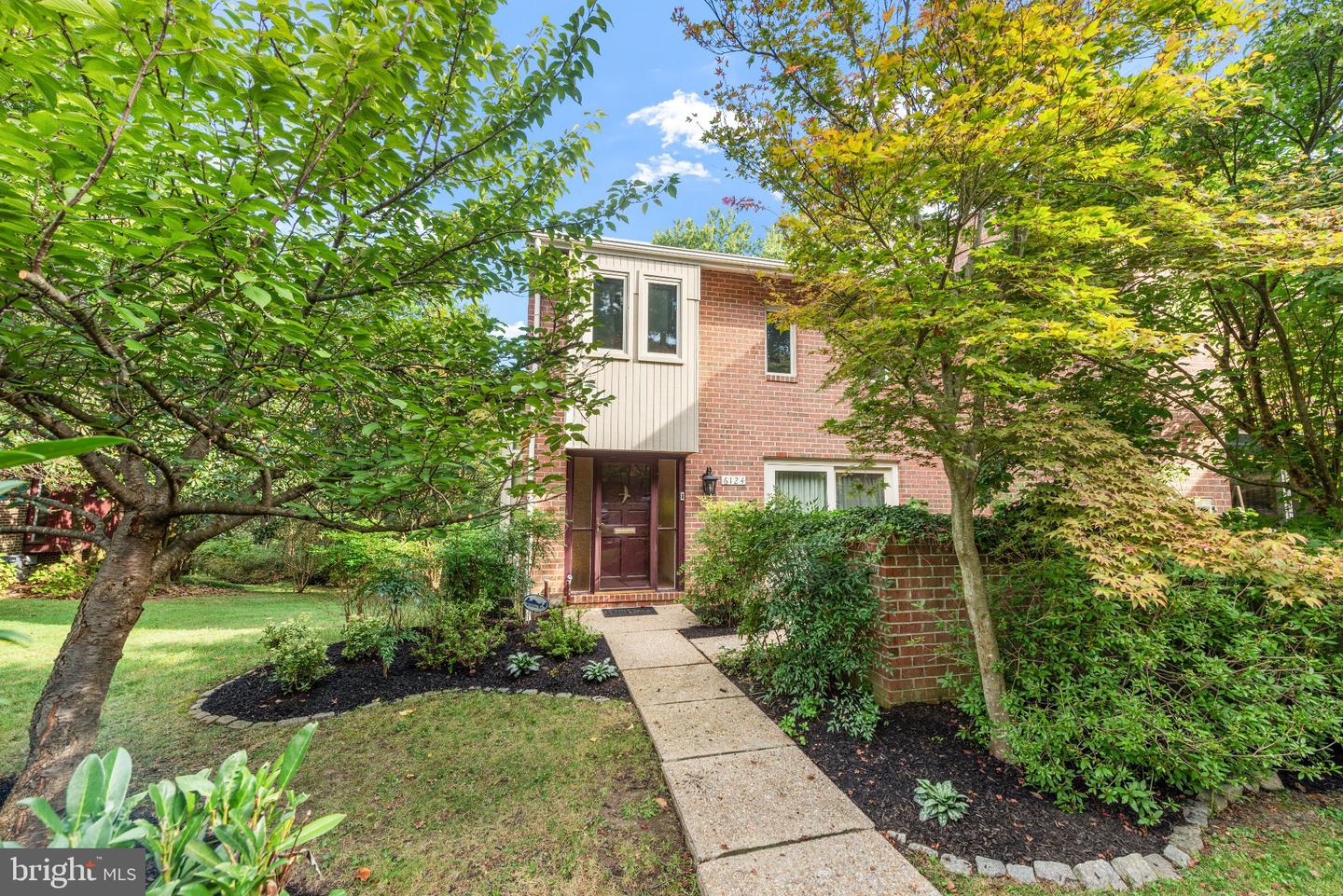 6124 Buckingham Manor Dr — photo
