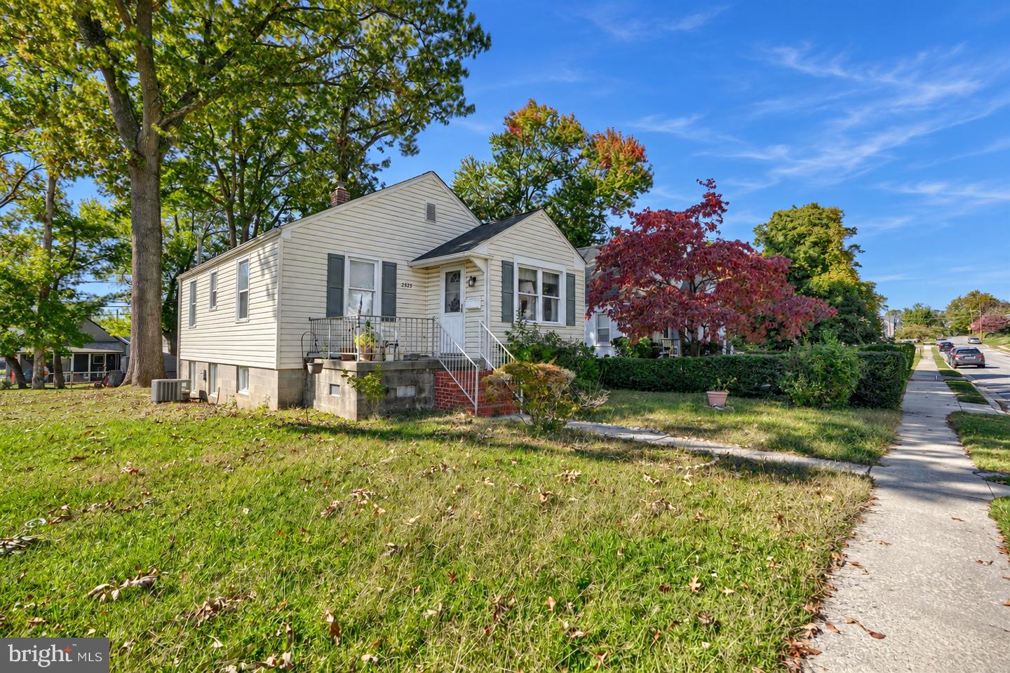 2525 Windsor Rd — photo