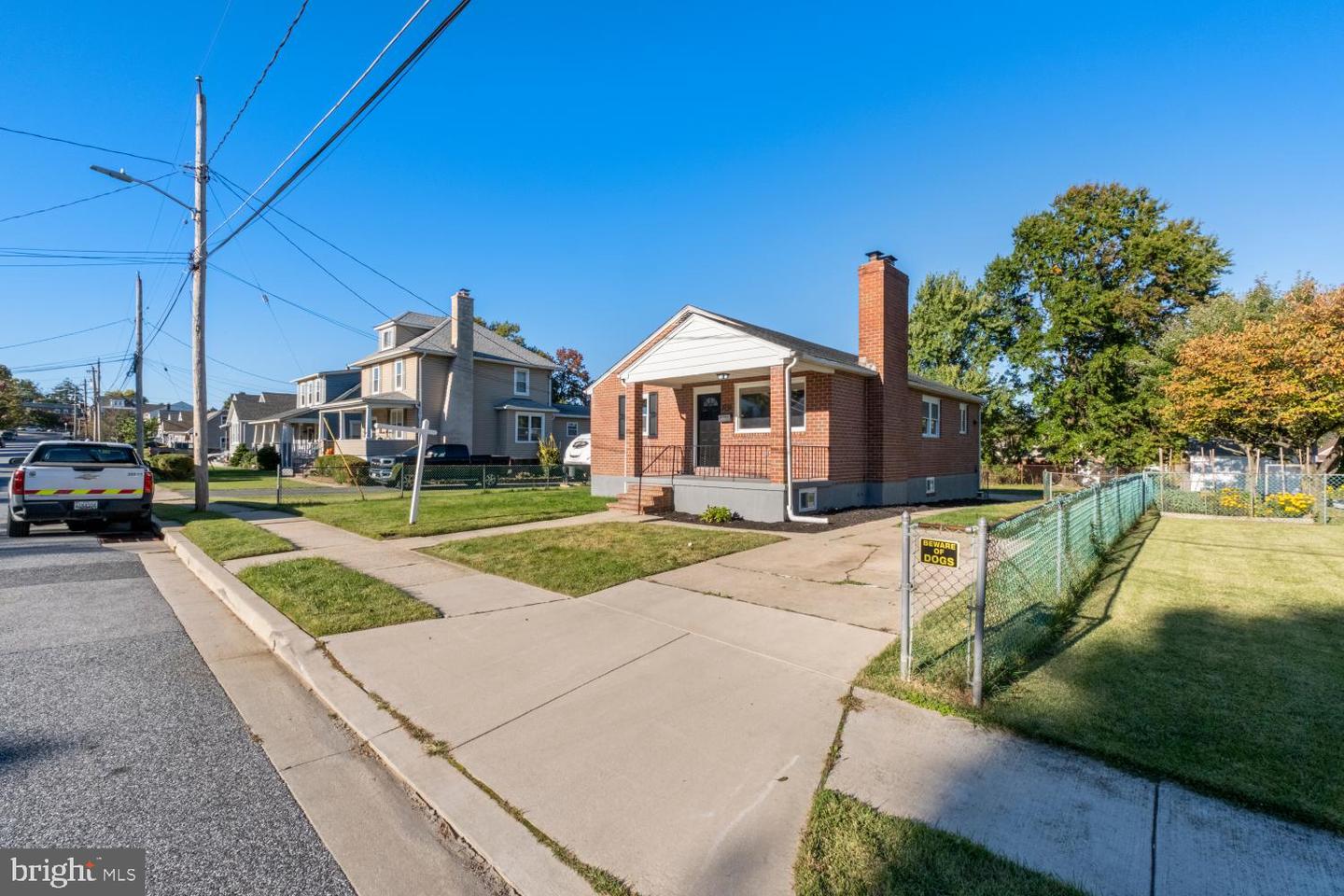3110 Dubois Ave — photo