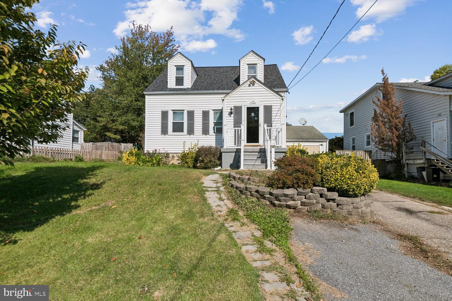 1244 Greystone Rd — photo