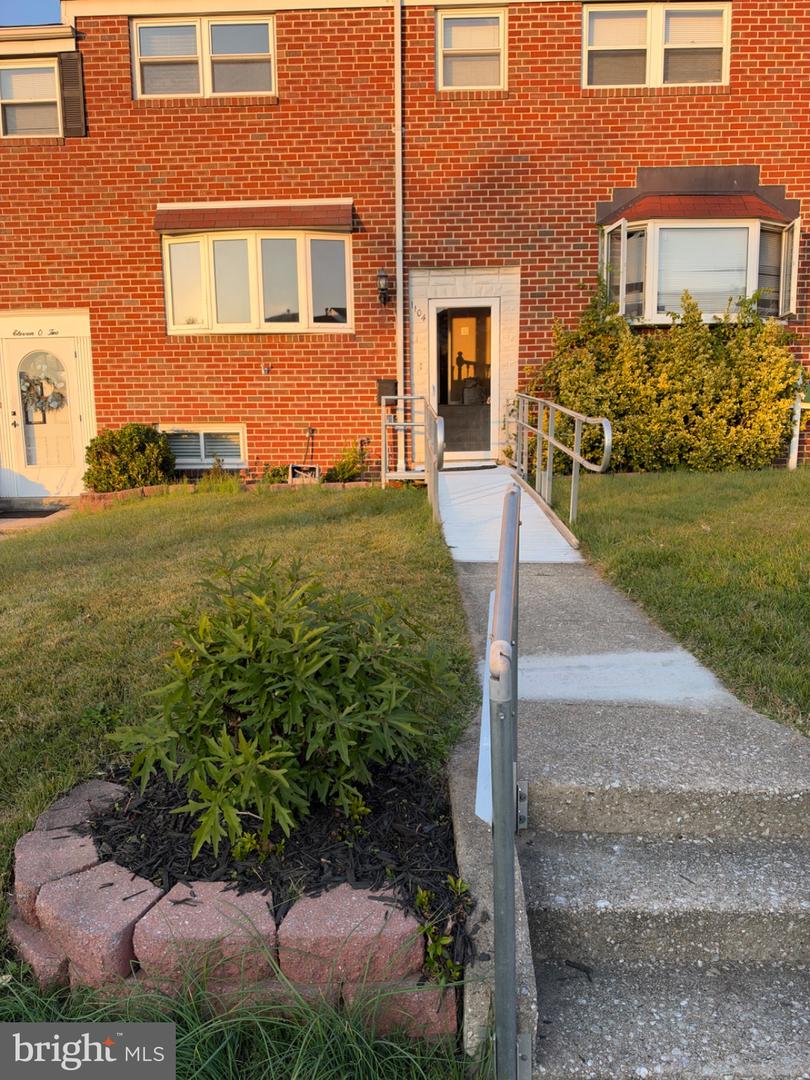 1104 Circle Dr — photo