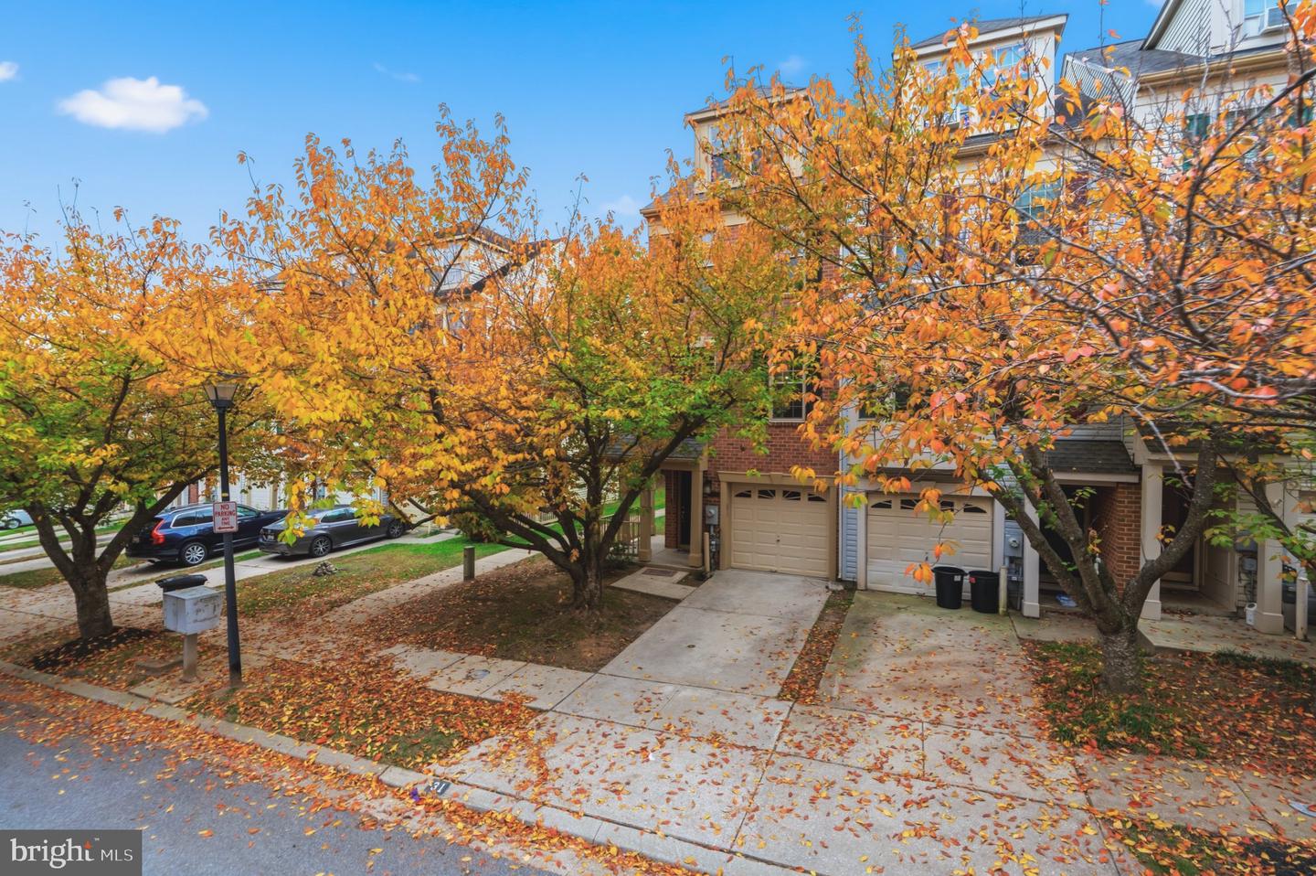 31 Bank Spring Ct — photo
