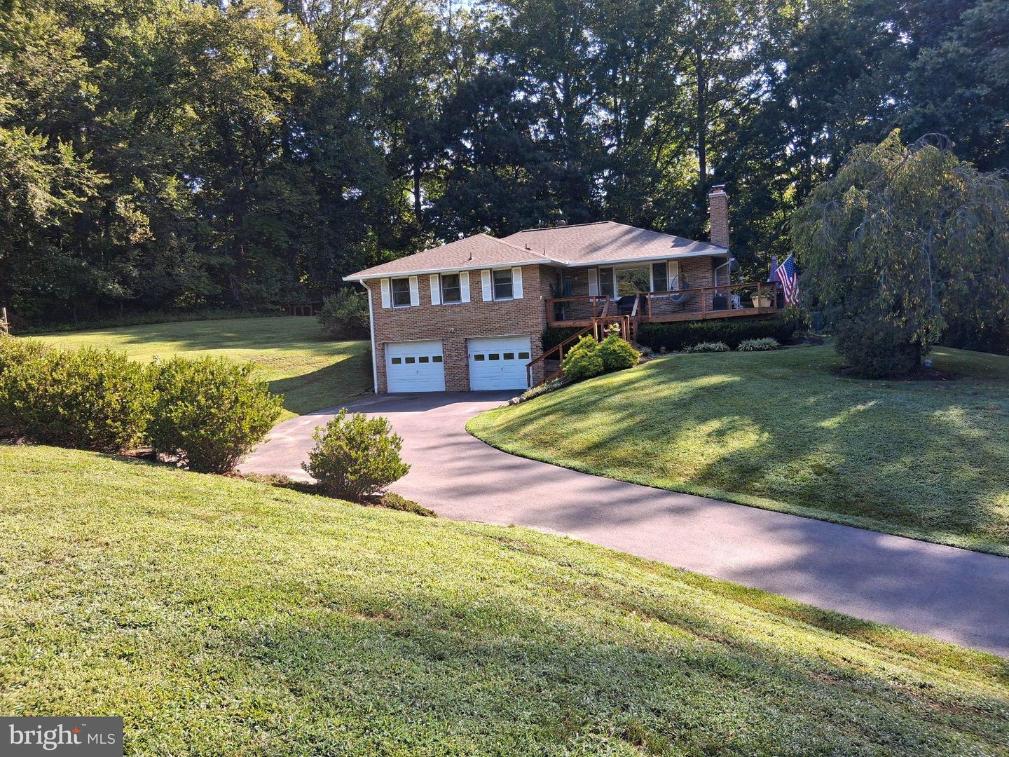 1921 Haven Ln — photo