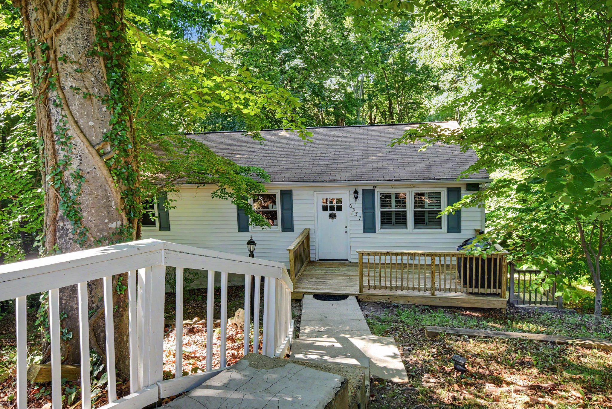 6337 Dory Ct — photo