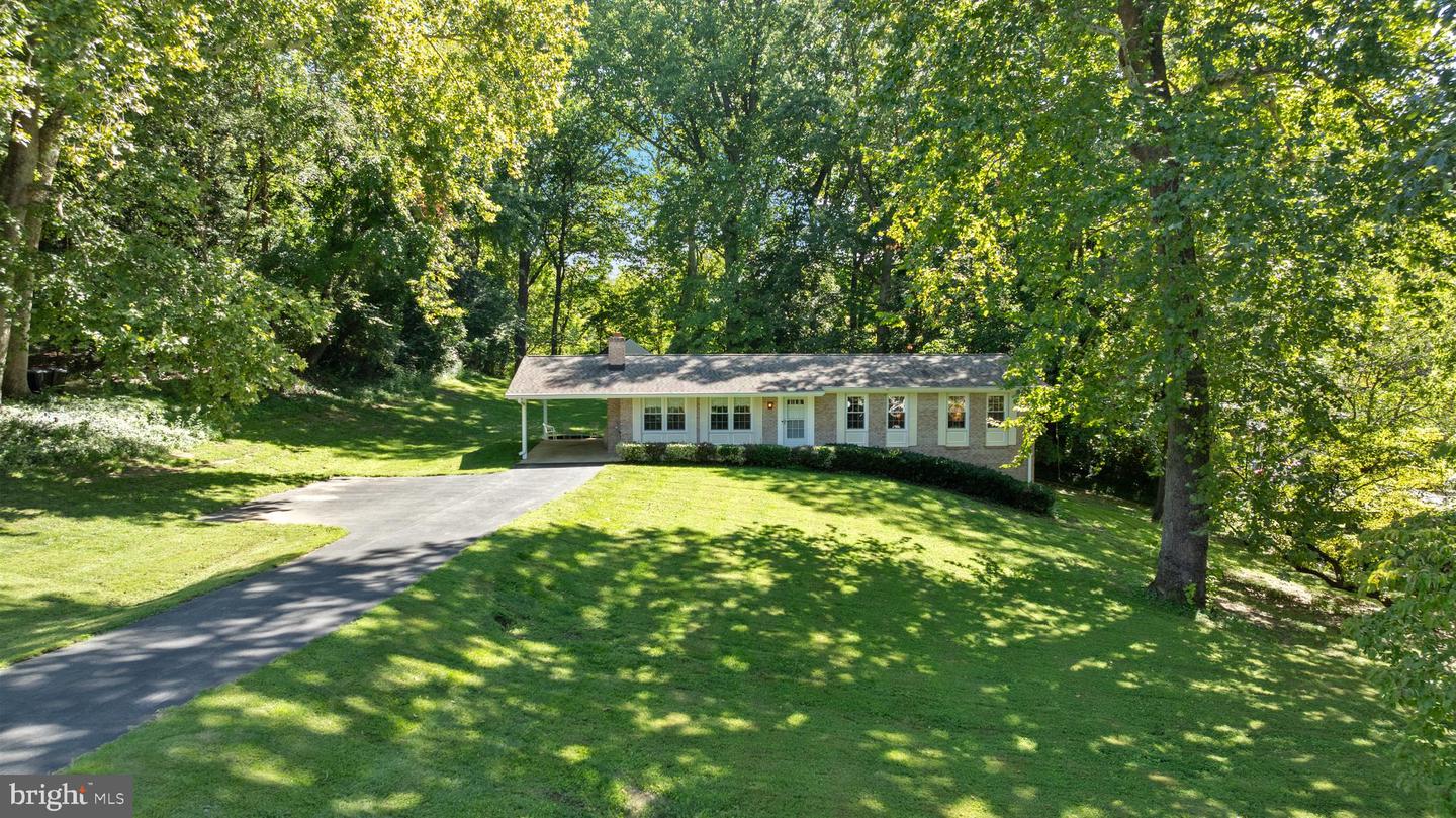 11219 Lakeview Dr — photo