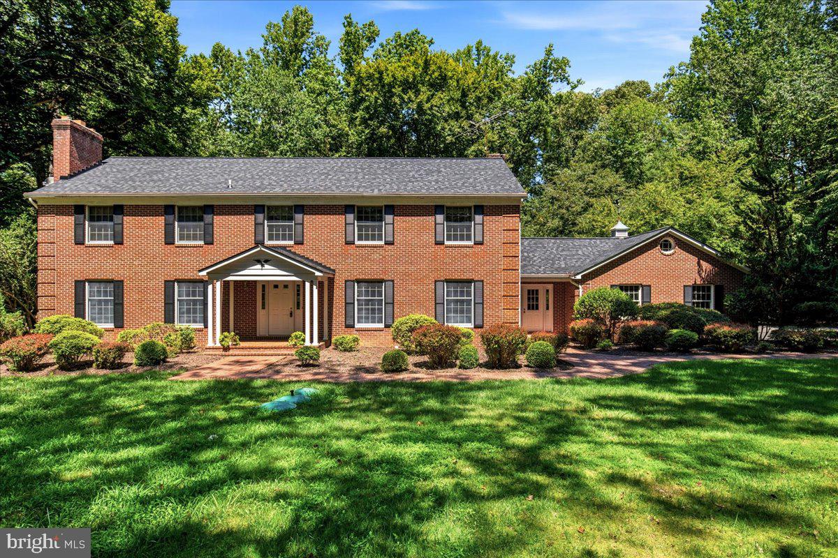 1151 Thompson Ct — photo